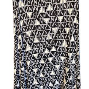 LuLaRoe Womens Geometric Design A line Skirt, Size Small